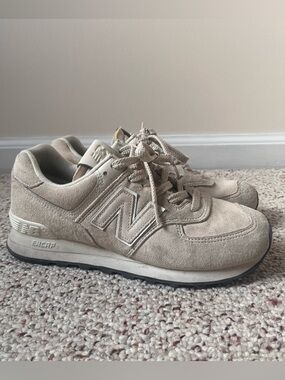 New Balance 574 Classic Sneakers 8.5 Salt/Cream Color FreePeople